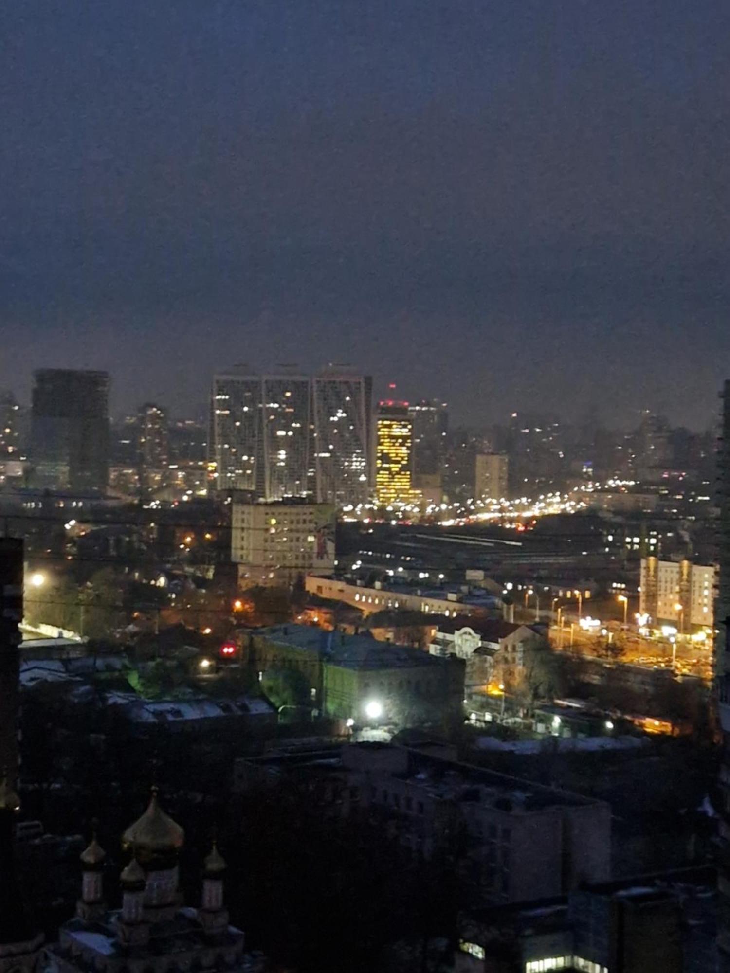 Перлина Міста З Чудовим Видом На Весь Київ Bagian luar foto